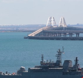 روسيا تعترض مسيّرات بحرية وجوية في البحر الأسود والقرم