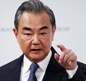 وزير خارجية الصين يتوجه إلى نيويورك لرئاسة جلسة لمجلس الأمن