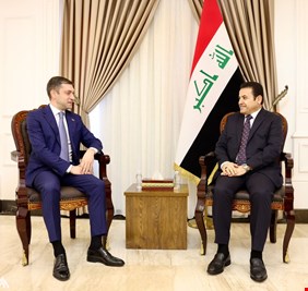 الاعرجي يبحث مع سفير الاذربيجان العلاقات المشتركة