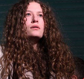 إسرائيل تفرج عن الناشطة الفلسطينية عهد التميمي