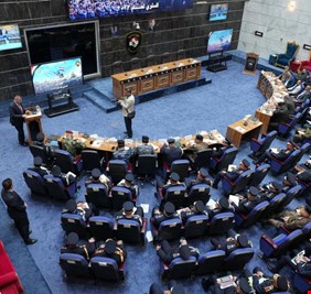 الشمري يستمع الى الإيجاز السنوي والرؤية المستقبلية للشرطة الاتحادية