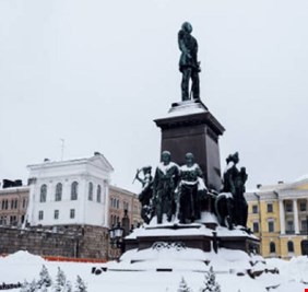 وزير الدفاع الفنلندي: سننتج قذائف لأوكرانيا