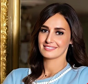 حلا شيحة تجتمع للمرّة الأولى مع نقيب الممثلين بعد تراجعها عن الاعتزال... لماذا اعتذرت؟