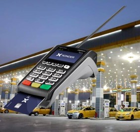 النفط تؤكد انتهاء التعامل بالكاش في محطات تعبئة الوقود و تنصح المواطنين باقتناء بطاقات الدفع الالكتروني