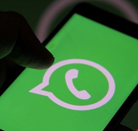 واتساب تتيح تثبيت الرّسائل في المحادثات الفرديّة والجماعيّة