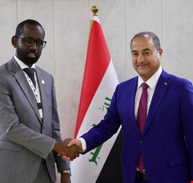 العراق والصومال يبحثان سبل التعاون الشبابي والرياضي بين البلدين