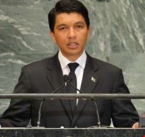 لولاية ثانية... تنصيب أندري راجولينا رئيساً لمدغشقر