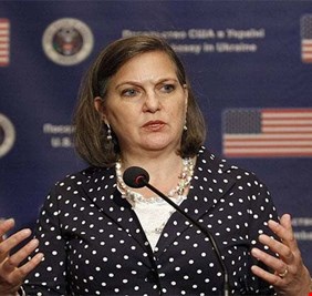 واشنطن تنفي تخفيض شحنات الدولار للعراق و تعلق على الانتخابات المحلية