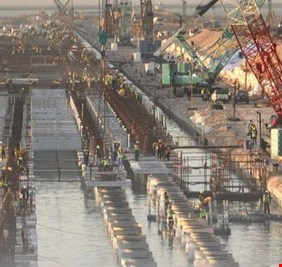 النقل تعلن إنجاز الأرصفة الخمسة في ميناء الفاو الكبير