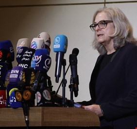 السفيرة الأمريكية في العراق تكشف عن منحة بقيمة 73 مليون دولار