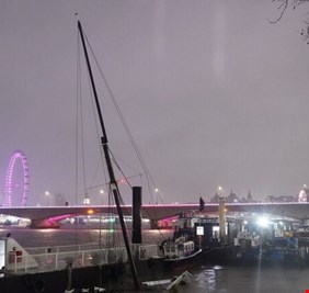 بريطانيا.. إنقاذ العشرات بعد فيضان إحدى قنوات نهر التايمز