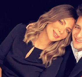 لماذا تغيبت أصالة عن العرض الخاص لفيلم «الحريفة» أول بطولة لابنها؟
