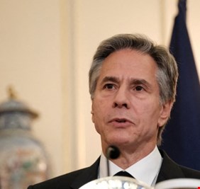 وزير الخارجية الأميركي يدعو دول الشرق الأوسط لاستخدام نفوذها في وقف الحرب بغزة