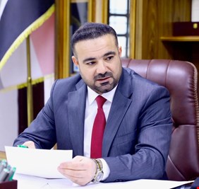 رئيس هيئة التقاعد يوجه بحل إشكالات صرف الرواتب المتأخرة