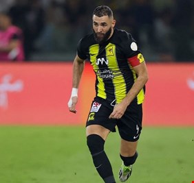 أزمة كريم بنزيما تتفاقم في الاتحاد.. وقرار انضباطي صارم