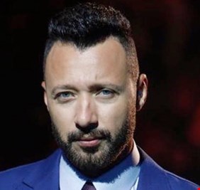 أحمد فهمي يشوق جمهوره لشخصيته في «بين السطور»