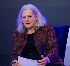 رومانسكي: السفارة الأمريكية في العراق آمنة وأعمالها مستمرة