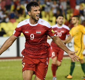 السومة نجم المنتخب السوري يتراجع عن اعتزاله
