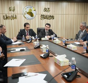 الأمن و الدفاع النيابية تدعو الحكومة برفع شكوى لمجلس الأمن ضد الاعتداءات الأمريكية