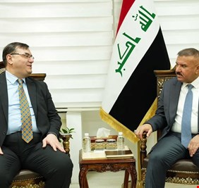 وزير الداخلية يلتقي سفيري النمسا وباكستان لدى العراق كلا على حدة