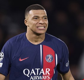 مبابي يرفض ارتداء القميص رقم 9 مع ريال مدريد ويبلغ النادي برقمه المفضل