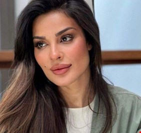 نادين نسيب نجيم تعتذر بسبب 