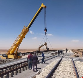 نائب تشريني: طريق التنمية مجرد كلام و لا إنجاز له على الأرض