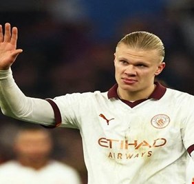 برشلونة يرد على صفقة مبابي باجتماع هالاند