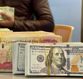 انخفاض طفيف يطرأ على أسعار الدولار في الأسواق المحلية