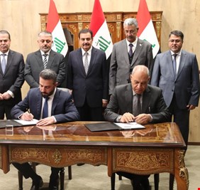 العراق يوقع عقد استثمار  حقل بن عمر لإنتاج 300 مليون قدم مكعب من الغاز