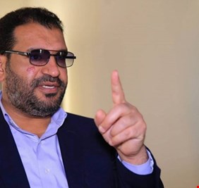 الخزعلي يوجه اسئلة لرئيس الوزراء بشأن سرقة القرن