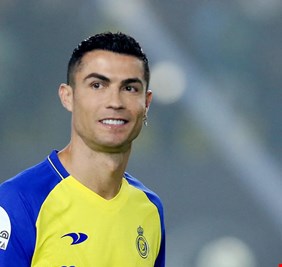 جمهور النصر ينعتون رونالدو بـالعجوز