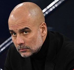 غوارديولا يُحدد بديل دي بروين في مانشستر سيتي