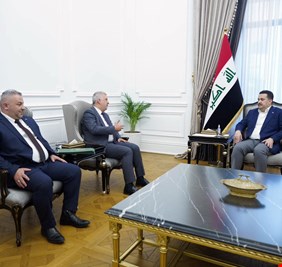 رئيس الوزراء يوجه بتأسيس مصرف لدعم قطاع الصيدلية