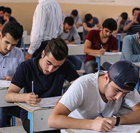 التربية النيابية تدرس مقترحا لتأجيل امتحانات الصفوف المنتهية لما بعد عيد الاضحى