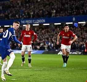 في مباراة غزيرة بالأهداف.. بالمر يقود تشيلسي لفوز دراماتيكي على مانشستر يونايتد