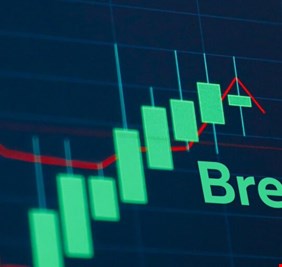 أسعار النفط تتجه لتحقيق مكاسب أسبوعية ثانية وبرنت فوق 91 دولاراً