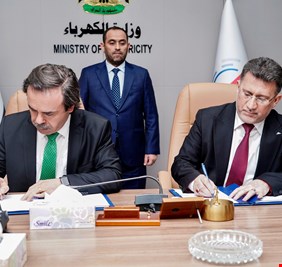 العراق يوقع عقداً مع توتال الفرنسية لإنتاج 1000 واط من الكهرباء