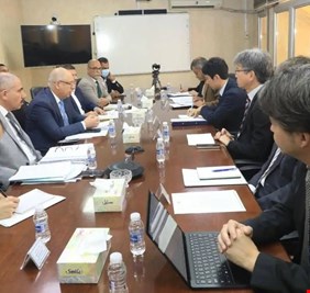 مسؤول حكومي يكشف سبب ايقاف اقراض المشاريع