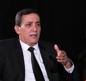 وزارة الصحة تقاضي ناشطاُ تشرينياً