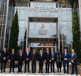 القاضي (حيدر حنون) يدعو لتأسيس محكمة دولية للتحقيق في جرائم الفساد