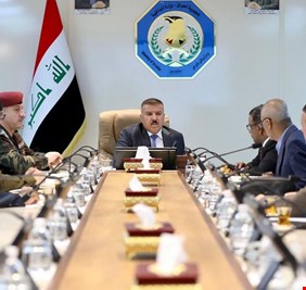 وزير الداخلية يناقش تعزيز أمن المدن والاعتماد على كاميرات المراقبة