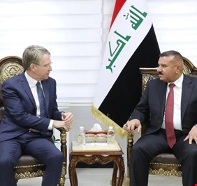 وزير الداخلية يلتقي السفير الفرنسي لدى العراق