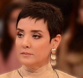 إضراب عام للمحامين في تونس بعد توقيف محامية والتحقيق مع صحفيين اثنين
