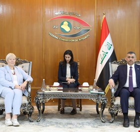 بعد حديثها عن تعرض بعض رجال الأعمال الابتزاز.. رئيس النزاهة يلتقي السفيرة الألمانية في العراق