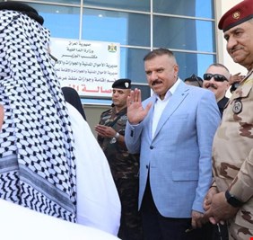 وزير الداخلية يصل إلى منفذ عرعر الحدودي لتفقد القطعات الأمنية المسؤولة عن تأمين الحماية لتفويج الحجاج إلى الديار المقدسة