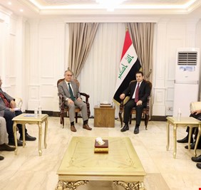 الأعرجي يستقبل منسق الشؤون الإنسانية في بعثة (يونامي) بالعراق