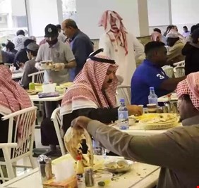 السلطات السعودية تتخذ قرارا عاجلا بعد حالات تسمم غذائي في حفر الباطن