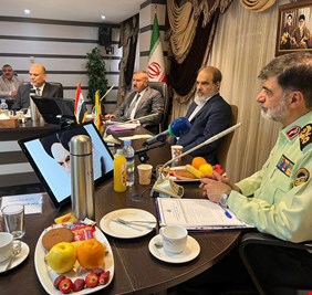 وزير الداخلية يزور كلية الشرطة الإيرانية ويطلع على مناهجها التدريبية