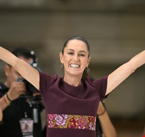 كلاوديا شينباوم .. أول امرأة تفوز برئاسة المكسيك